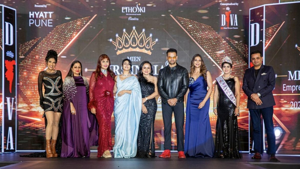 Varun Hiremath Ignites Hope Through E-Learning Centre in Narangi Village, Alibag - The India Wire L-R : Jury Simran Ahuja, Vidhya Tiwari, Nisha JamVwal, Tanisha Mukherjee, Dr Shilpa Patil, Rohit Roy, Prachi Mishra, Dr Swetha Karlapudi, Sandeep Singh