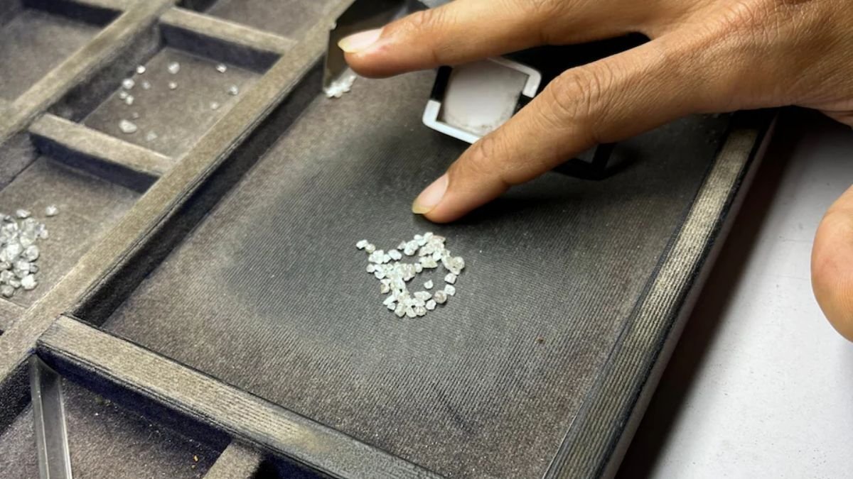 US 50% tariff impact on Surat diamond industry, the blunt times